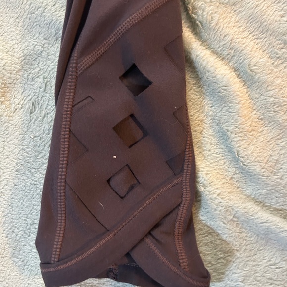 Kids Athleta Purple Spring Forward Capri; Size: XL/14 - Picture 6 of 6